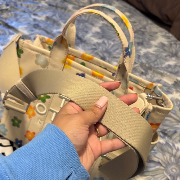 Marc Jacobs Multicolor Floral Tote Bag - Picture 7 of 7